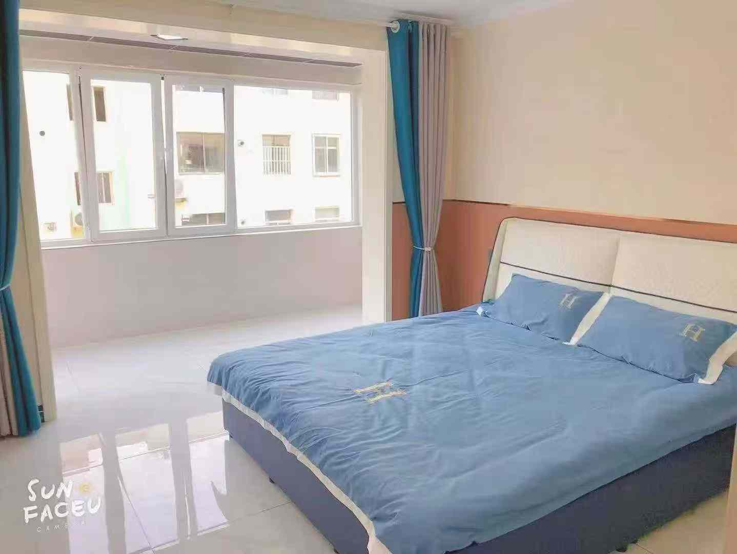 滨河小区三楼